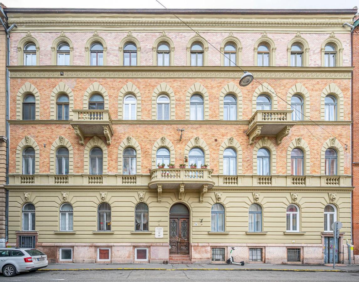 Corvin City Apartment By Nw Budapest Esterno foto