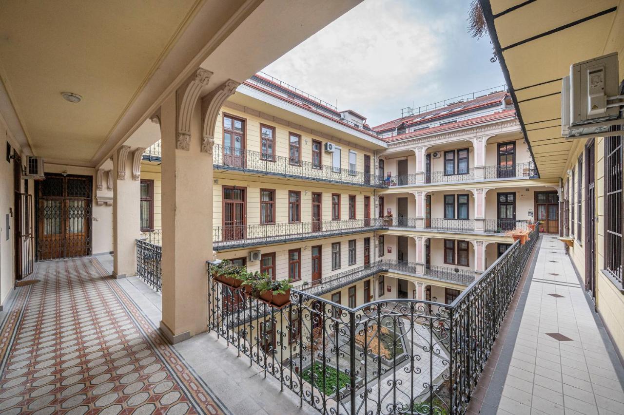 Corvin City Apartment By Nw Budapest Esterno foto
